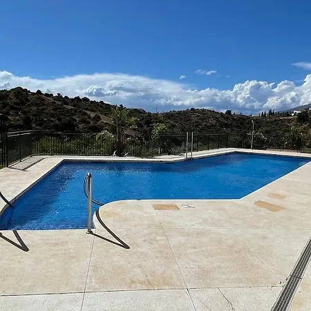 4new, 2 Bed 2 Bath Built 2024 With Community Pool And Local *