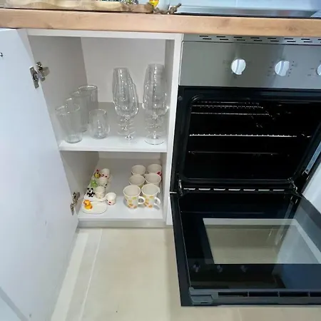 4new, 2 Bed 2 Bath Built 2024 With Community Pool And Local מיחאס