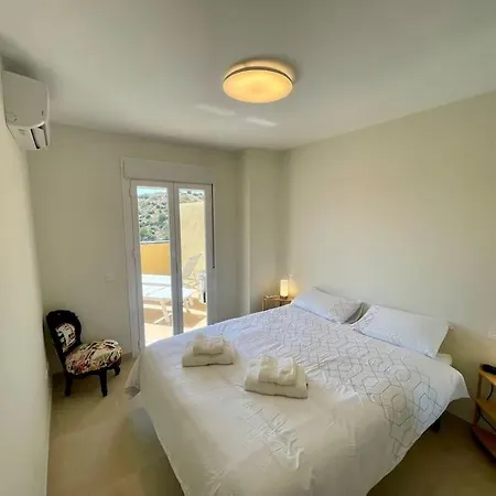 4new, 2 Bed 2 Bath Built 2024 With Community Pool And Local מיחאס
