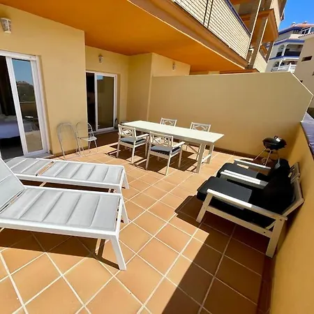 דירה 4new, 2 Bed 2 Bath Built 2024 With Community Pool And Local מיחאס
