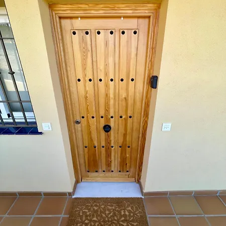 דירה 4new, 2 Bed 2 Bath Built 2024 With Community Pool And Local מיחאס